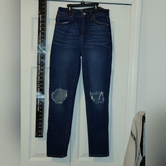 Denim - Women's Blue Distressed Jeans